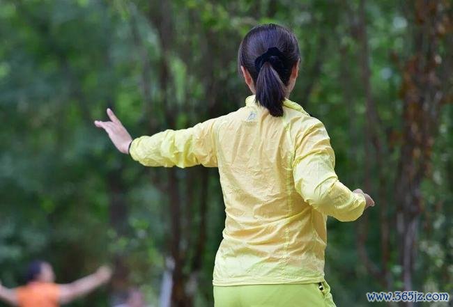 研究称微胖反而更长寿 中年的“长寿法宝”